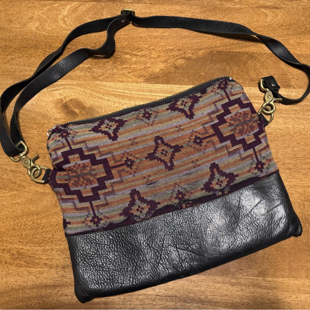 Rais Case Crossbody Bag